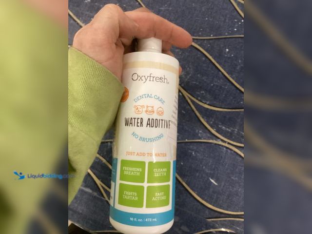 Lot 49-3539736 - Oxyfresh Water Additive for Pets Dental Cre Item is unused in a PK of 2