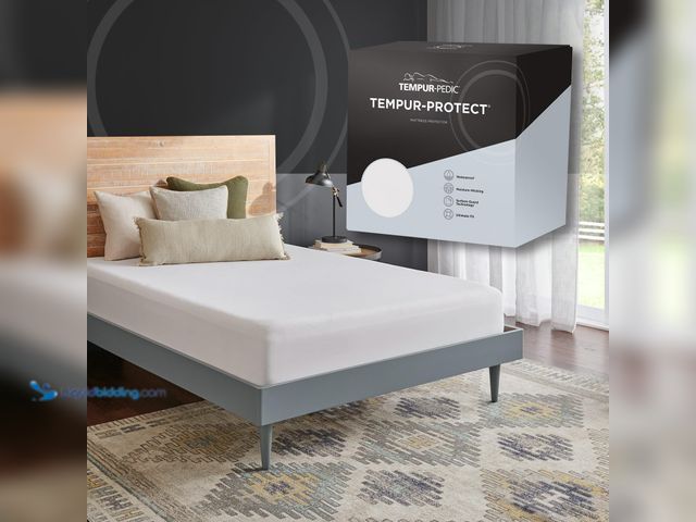 Lot 49-5406319 - TEMPUR-Adapt (Supreme) 3" Memory Foam Mattress Topper, King, New.