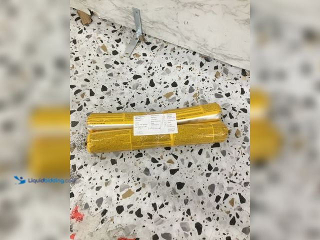 Lot 49-5478766 - Silkaflex -1A Constructionsealant (Limestone) Item is Factory Sealed in a PK of 2