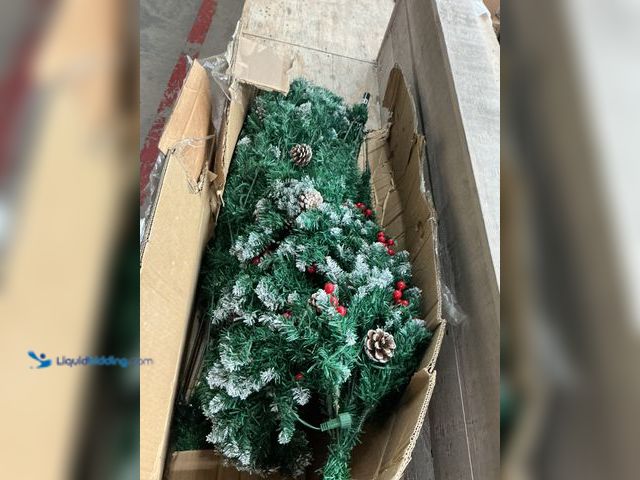 Lot 49-3528402 - BSHAPPLUS® 7.5ft Pre-Lit Artificial Christmas Trees,Pre-Decorated Green Xmas Tree with 1700 Branch T...