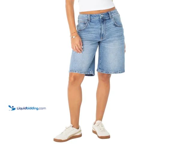 Lot 49-1627160 - Lot of (2) Celebrity Pink Women's and Women's Plus Relaxed Denim Jorts Size Medium Model #1868352266...