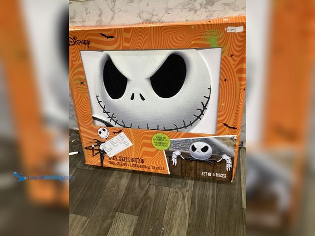 Lot 49-5441266 - Disney Jack Skellington Halloween Fence Creeper. Unused.