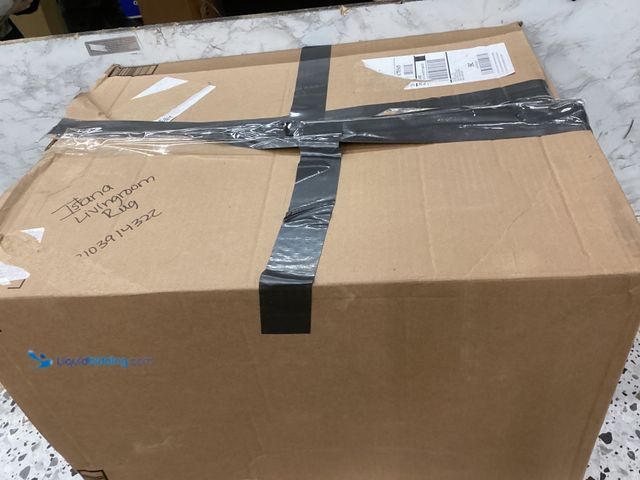 Lot 49-5438554 - Islana Living Room Area Rug. Item is Unused