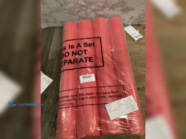 Lot 49-5415132 - PREBOUN 4 PCS 40 IN Plastic tablecoth for parties/banquets.