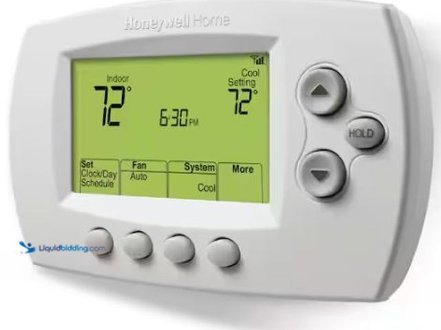 Lot 49-1573091 - Lot of (2) Honeywell Home Smart Wi-Fi 7-Day Programmable Thermostat with Digital Backlit Display, Co...