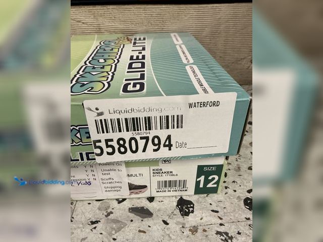 Lot 49-5580794 - Skechers Boys Glide-Lite Sneaker. Unused. Black/Multi. Size 12. Unused