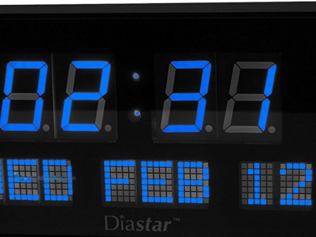 LiquidBidding - Lot 49-1810850 - 2 New 2 LED calendar clocks. New in box.