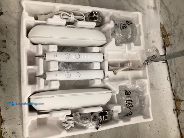 Lot 49-5542614 - Philips Sonicare DiamondClean Connected Rechargeable Toothbrush, 2-pack Unused