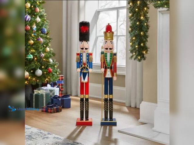 Lot 49-1546970 - Home Accents Holiday 3 ft Nutcrackers, 2-Piece, Model # 1009464523, Unused, Broken at foot base.  Re...