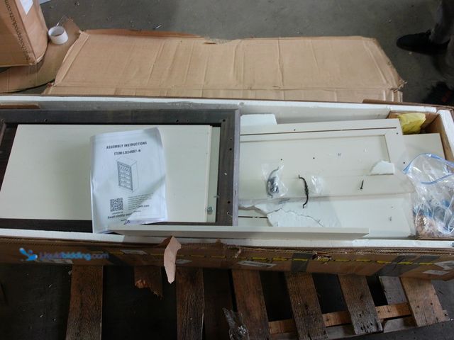 Lot 49-1553962 - Wood Dresser, 7 Drawers, White, Used, Some Hardware may be Missing.  Ref#BULK1126