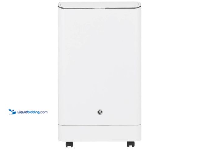 Lot 49-3524874 - GE
9,850 BTU 3-in-1 Portable Air Conditioner for 550 sq. ft. Medium Rooms with Dehumidifier and Rem...