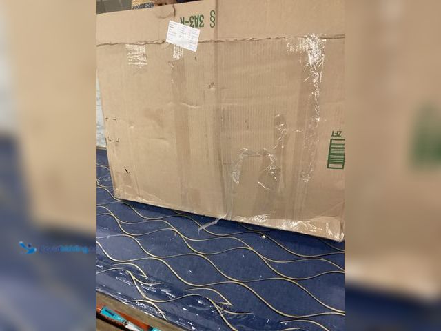 Lot 49-5490111 - PEGZONE Premium 22lbs Speaker Floor Stand Item is unused