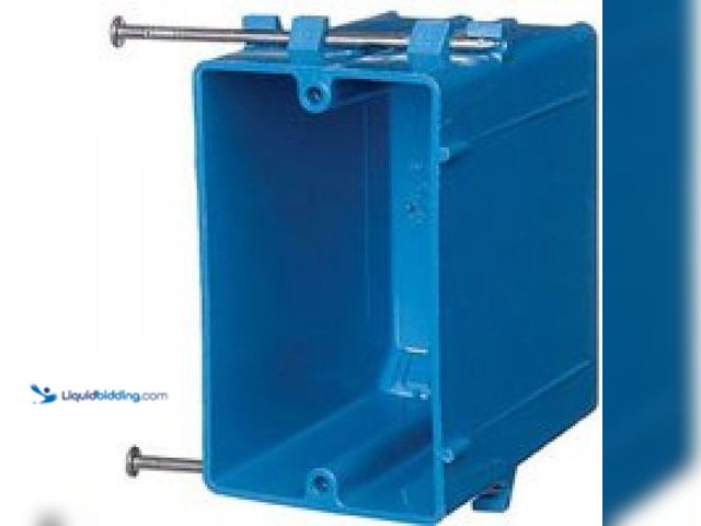 Lot 49-5489273 - Approx 100. Carlon B122A-UPC One-Gang Nail-On New Work Outlet Box, 22 Cubic Inches, Blue, PVC. Model...