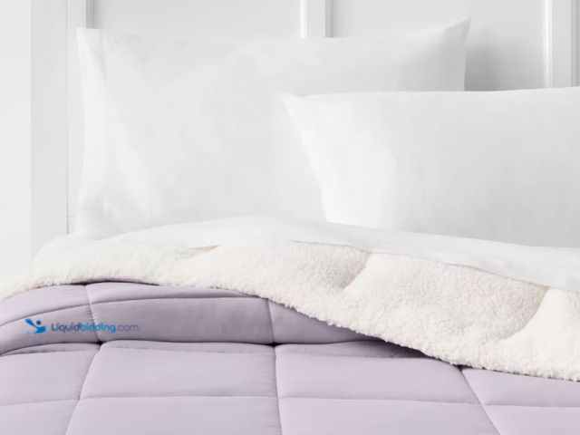 Lot 49-2001375 - Room Essentials Full/Queen Faux Shearling Washed Microfiber Reversible Comforter Light Purple - Room...