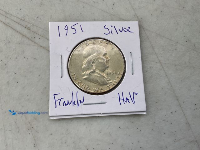 Lot 49-1505706 - 1951 FRANKLIN HALF DOLLAR COIN 90% SILVER #COINS0122