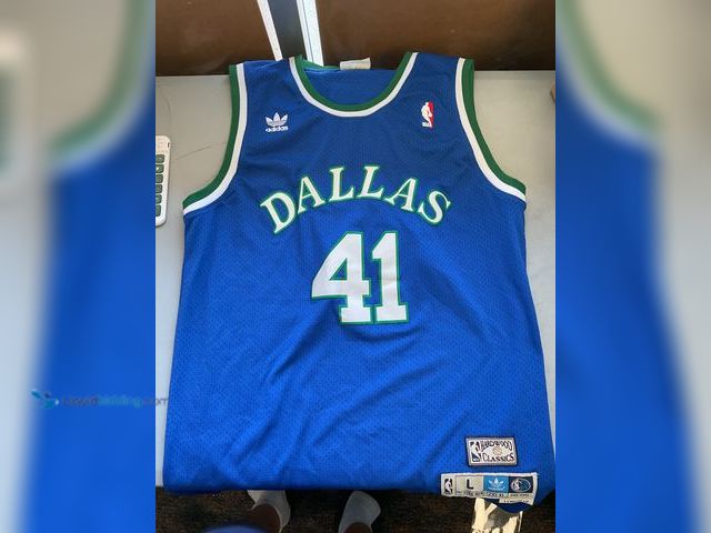 Lot 49-1977220 - Other WOW AWESOME NBA DALLAS MAVERICKS DIRK NOWITZKI BASKETBALL JERSEY SIZE LARGE ADIDAS HARDWOOD CL...