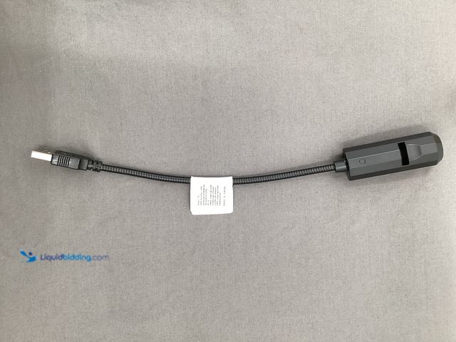 Lot 49-910870 - Portable USB star projector. It features a flexible neck for adjusting the angle and is powered by a...