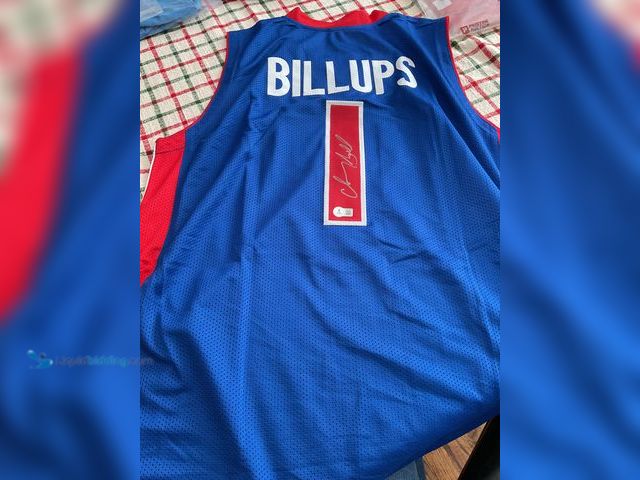 Lot 49-1505909 - COLLECTIBLE AMAZING DETROIT PISTONS CHAUNCEY BILLUPS AUTOGRAPHED STITCHED JERSEY WITH BECKETT WITNES...