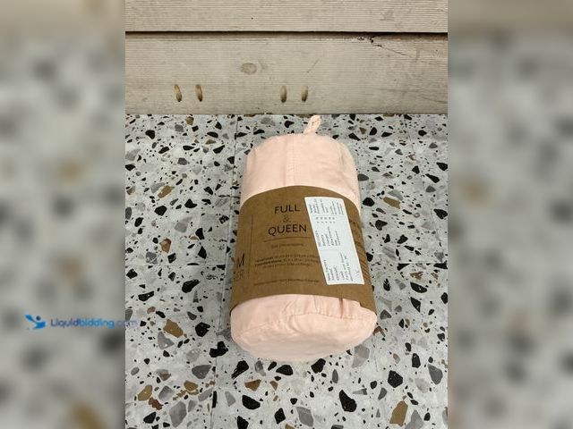 Lot 49-3536949 - ienjoy Home IEH-DUVET-QUEEN-BLUSH Blush 3 Piece Solid Microfiber Duvet Cover Set, Full/Queen, by Nob...