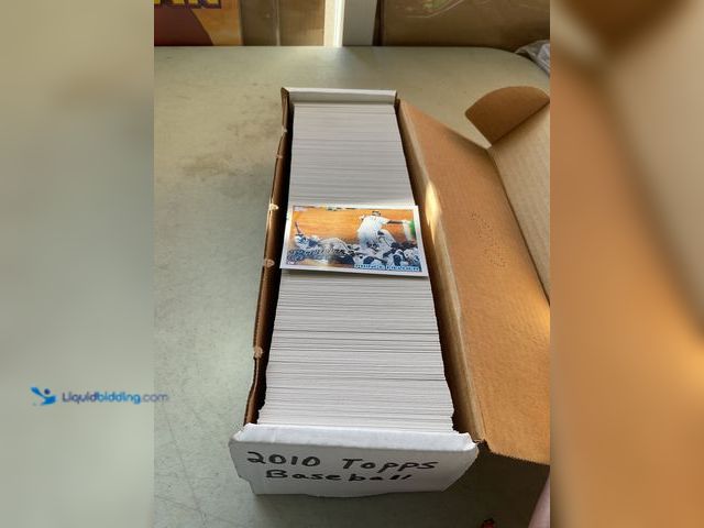 Lot 49-1830556 - COLLECTIBLE 2010 TOPPS BASEBALL COMPLETE 660 CARD SET INCLUDING JUSTIN VERLANDER AND MORE #COINS0219