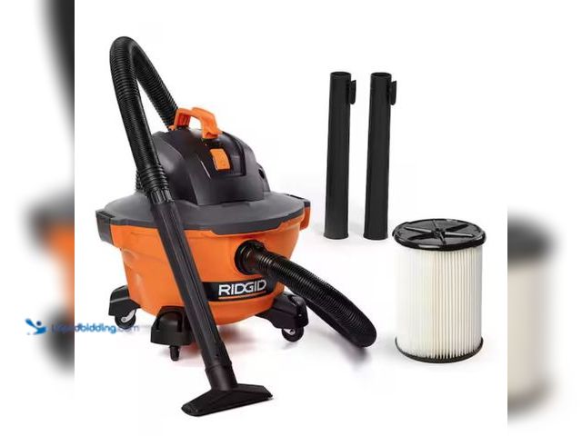 Lot 49-2005621 - RIDGID 6 Gal. 3.5 Peak HP NXT Shop Vacuum Wet Dry Vac with General Debris Filter, Locking Hose and A...