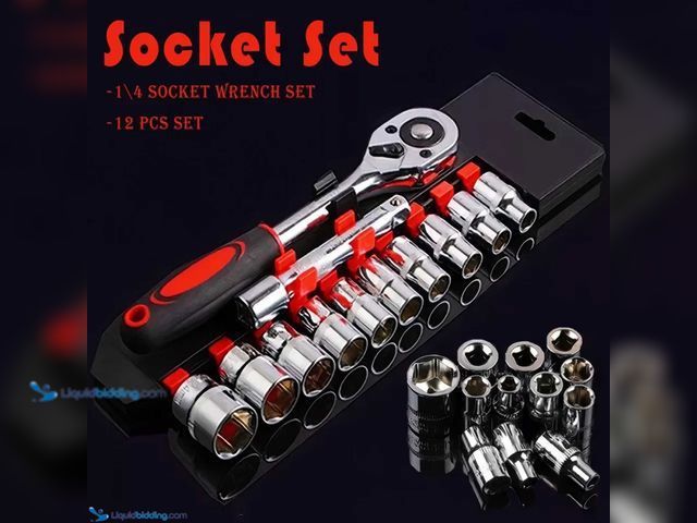 Lot 49-5388221 - Metric 1/4" Rachet/Socket 12 Piece Set - NEW - Includes 10 Cr-V Metric Sockets 4mm, 5mm, 6mm, 7mm, 8...