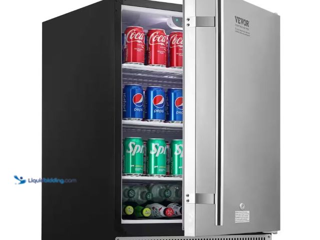 Lot 49-5430461 - VEVOR 24 in. Indoor/Outdoor Beverage Refrigerator 185 qt. Undercounter or Freestanding Beverage Frid...