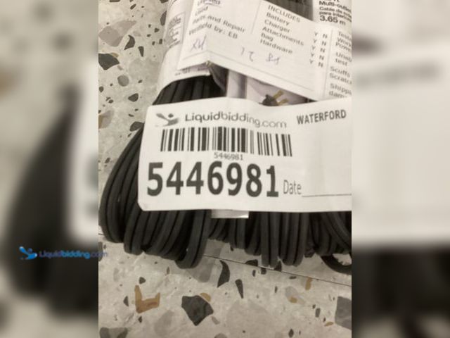 Lot 49-5446981 - HDX
12 ft. 16/2 Light Duty Indoor Multi-Outlet Extension Cord, Black Pk of 4. Item is unused.