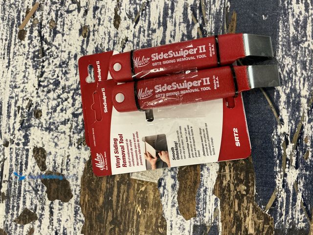 Lot 49-5546818 - MALCO TOOLS SIDESWIPER II SIDING REMOVAL TOOL MODEL: SRT2 NEW