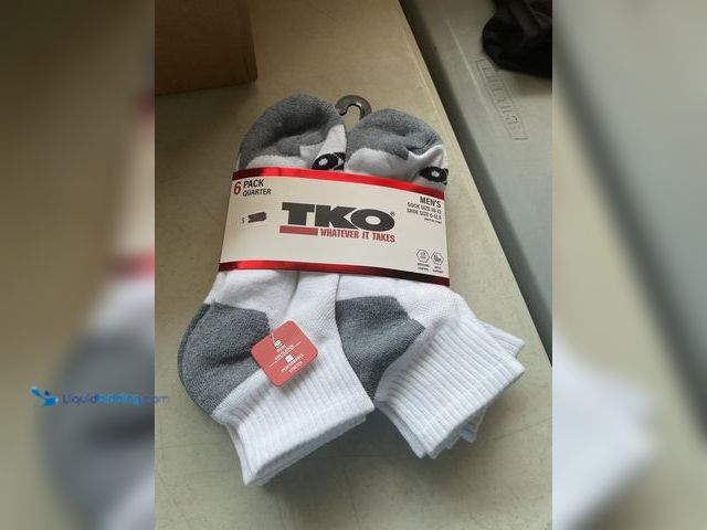 Lot 49-1977466 - Other BRAND NEW TKO WHATEVER IT TAKES 6 PACK QUARTER SOCKS MENS SIZE 10-13 COLOR WHITE