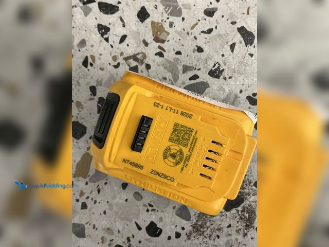 Lot 49-3564712 - Dewalt 20v 5 ah Battery, Unused.