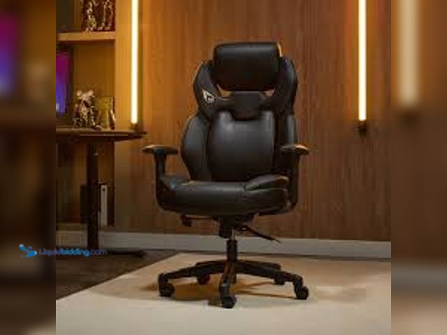 Lot 49-5485878 - DPS Encode 3D Insight Gaming Chair. Item 1782904. Unused with no hardware. Dusty from storage.