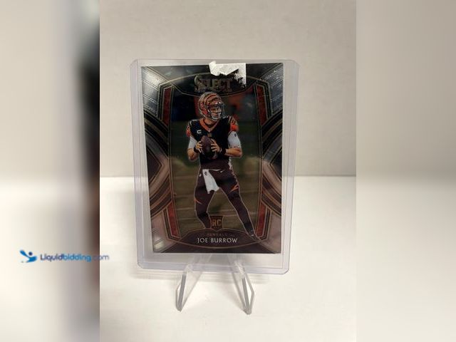 Lot 49-910515 - 2020 Panini Select Joe Burrow Rookie Card RC – Cincinnati Bengals** Featuring Joe Burrow in his rook...