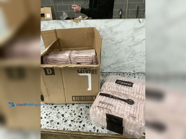 Lot 49-3528016 - Depend Women’s Medium 31-37 Waist Incontinence Underwear Maximum Absorbency. Item is unused. PK of 2...