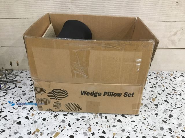 Lot 49-5416298 - High Back Support Pillow for Office Chair Fully Support Entire Back for Pain Relief and Comfort. Unu...