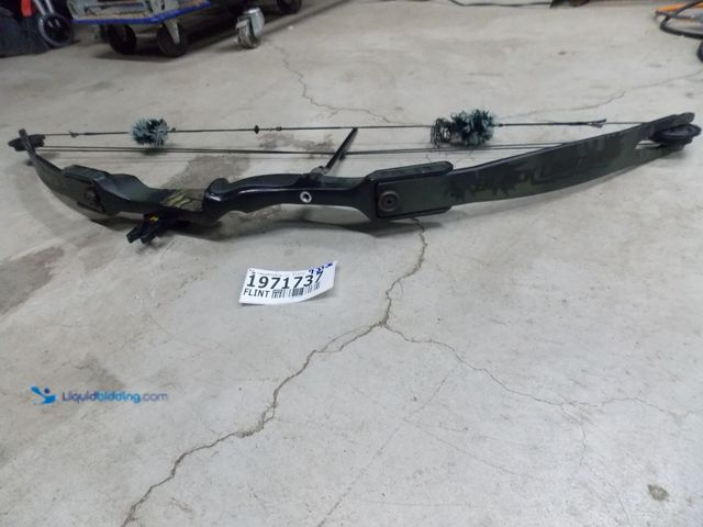 Lot 49-1971737 - PSE Black Lightning Compound Bow PSE Black Lightning Compound Bow Used In Fair Condition, Does Have ...