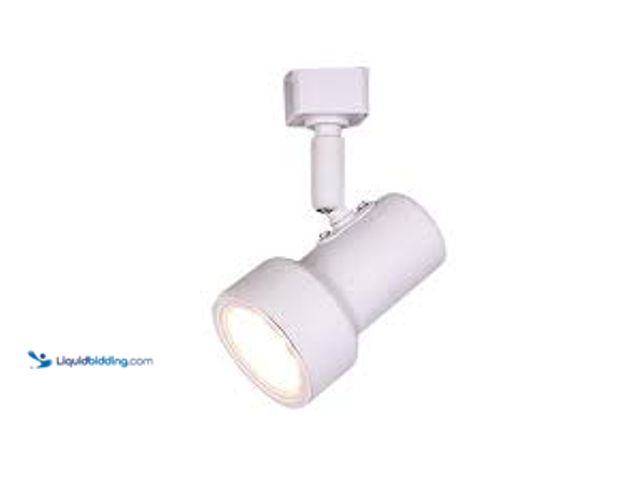 Lot 49-5489039 - QTY 2 - Hampton Bay 1-Light White Integrated LED Linear Track Lighting Mini Step Head. Model # 81393...