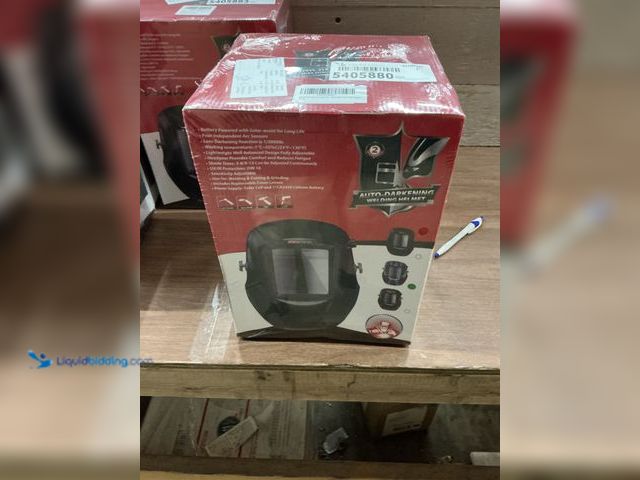 Lot 49-5405880 - GEOSTAR Auto Darkening Welding Helmet New (no factory pic)