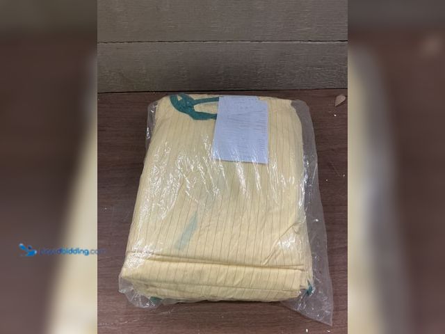 Lot 49-3523224 - Isolation Gowns by American Dawn (12pack) Unused