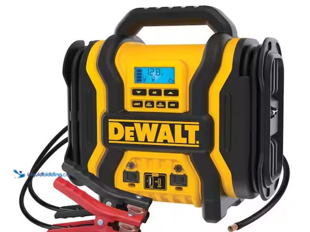 Lot 49-3470819 - DEWALT Portable Power 2000 Peak Amp Jump Starter w/Digital Compressor, Model # DXAEPS14, Slightly us...