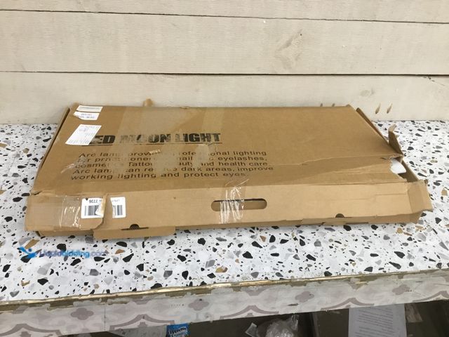 Lot 49-5410763 - Lash Light LED Floor Lamp for Eyelash Extensions, Esthetician Red Light Therapy Lamp, Adjustable Hal...