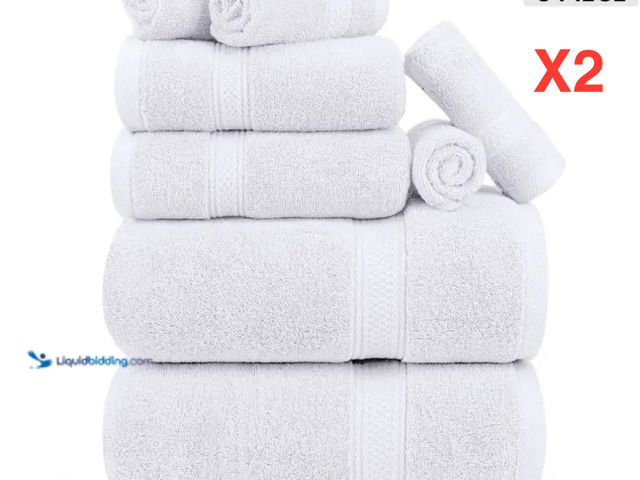 Lot 49-1800258 - 16 Pc 100% Cotton Towel Set.