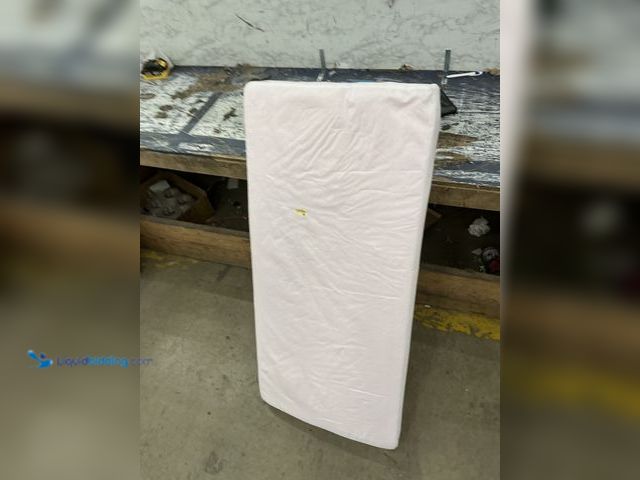 Lot 49-5520686 - Foam block 47" x 22" UNUSED