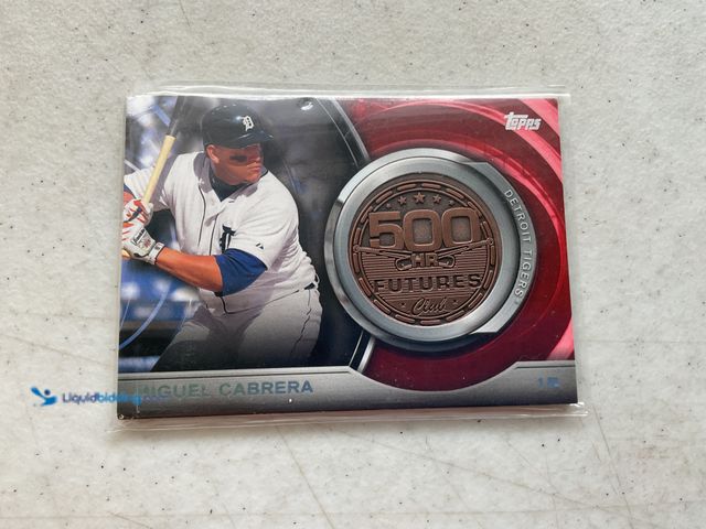 Lot 49-3503795 - Other 2016 TOPPS BASEBALL UPDATE SERIES DETROIT TIGERS MIGUEL CABRERA COMMEMORATIVE MEDALLION