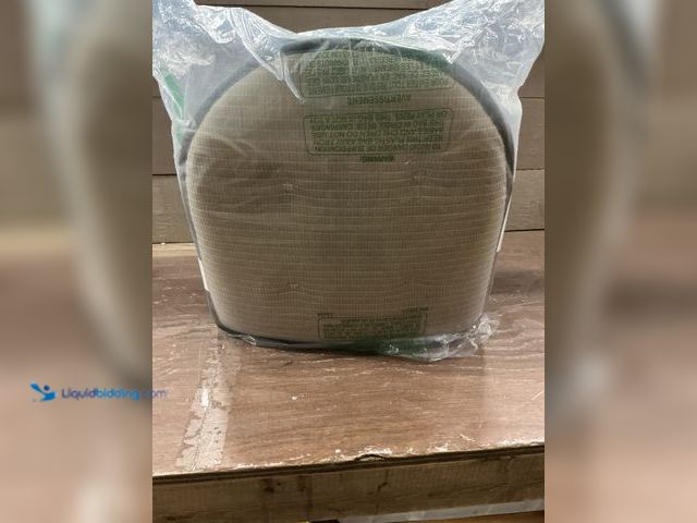 Lot 49-5463722 - 6pc Seat Cushions 16"x17" Used