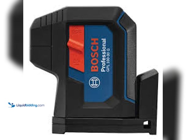 Lot 49-5483929 - Bosch 125 ft. Green 3-Point Self-Leveling Laser with VisiMax Technology, Integrated Multipurpose Mou...