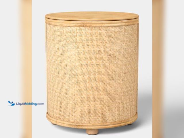 Lot 49-5545827 - Woven Storage Side Table with Removable Top and Rattan Weave Natural - Threshold™, Unused