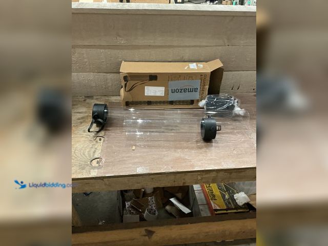 Lot 49-3528505 - Collapsible Pickleball & Tennis Storage Tube Unused