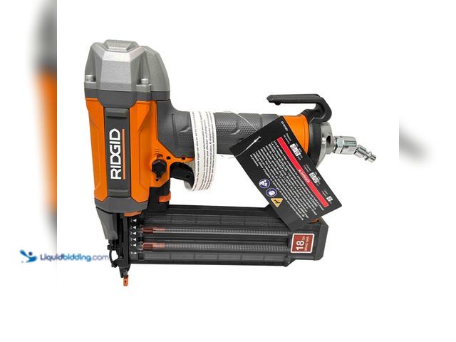 Lot 49-5453186 - RIDGID 18GA Brad Nailer Pneumatic Tool. [Model: AT161001] Unused