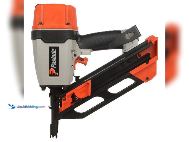 Lot 49-5410419 - Paslode Pneumatic 3-1/4 in. 30 Degree Air Corded Compact Framing Nailer. [Model # 513000] Unused